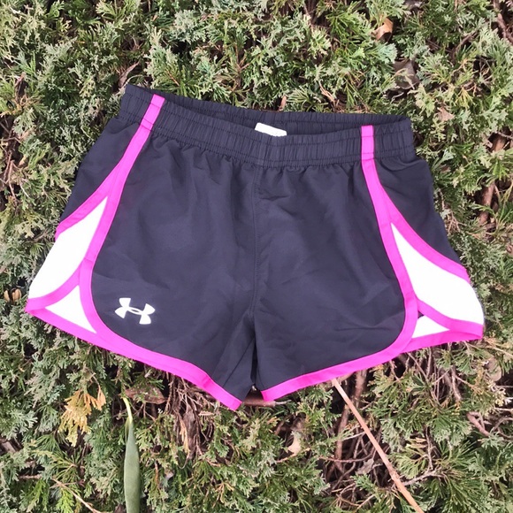 Under Armour Heat Gear Athletic Shorts Pink Plaid - Picture 13 of 15